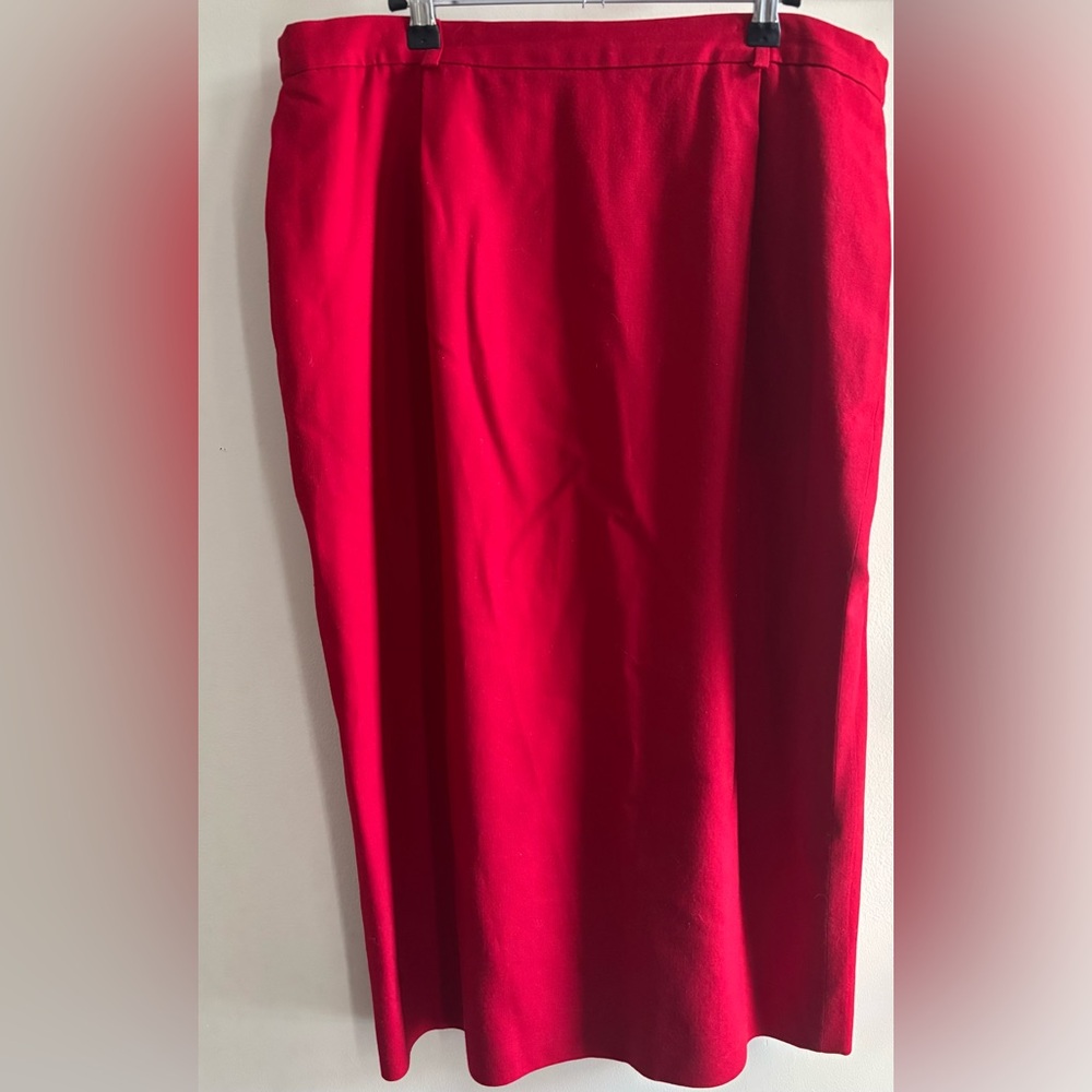 Elegant Lined Wool Skirt from Talbots
